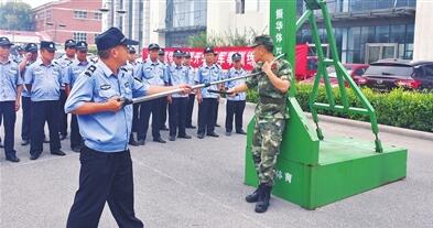 天津西青保安公司構(gòu)建校園安全防衛(wèi)線(xiàn)